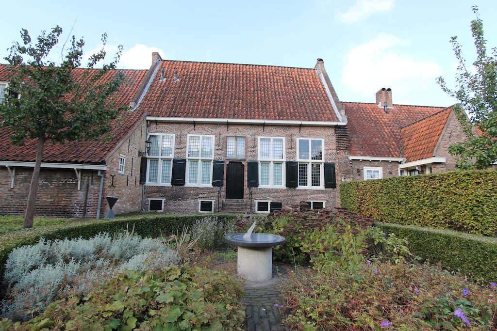 IMG-2016-10-0411-08-41 AM