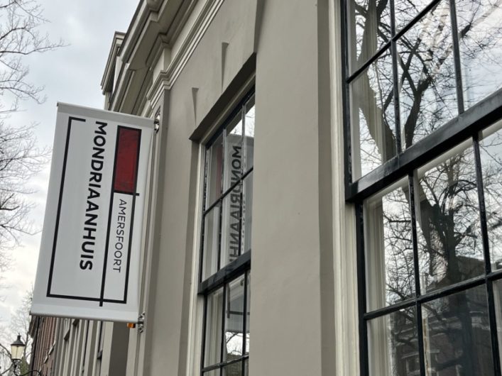 Mondrian House